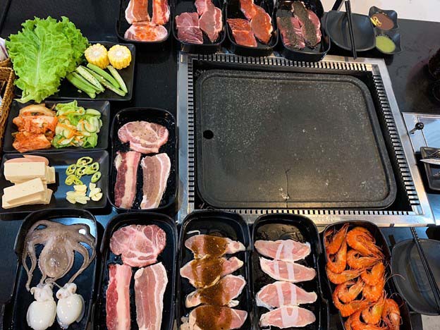 JangWon Korean BBQ quận 7 chuẩn phong cách quán nhậu Hàn Quốc